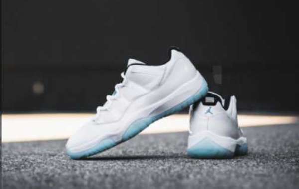 Air Jordan 11 Low Retro Legend Blue