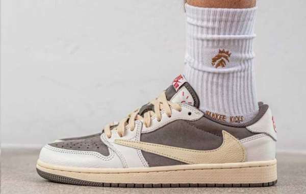 Air Jordan 1 Retro Low Og Sp Travis Scott Reverse Mocha